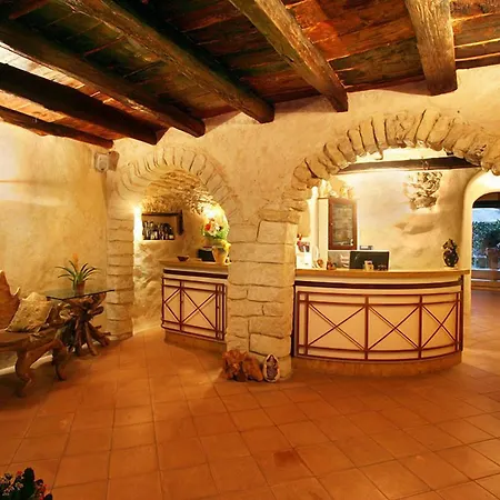 多娜西西纳旅馆 招待所 4*