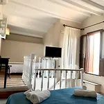 Guest house Donnaciccina Accomodation