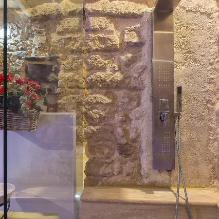 Πανσιόν Donnaciccina Accomodation