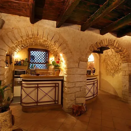 Donnaciccina بيت ضيافة تروبيا