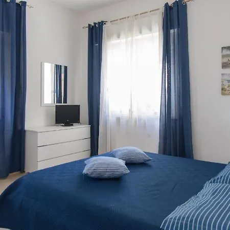 Donnaciccina Gæstehus 4*