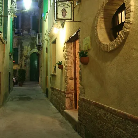 Donnaciccina Tropea