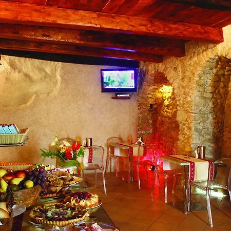 Donnaciccina Accomodation Guest house