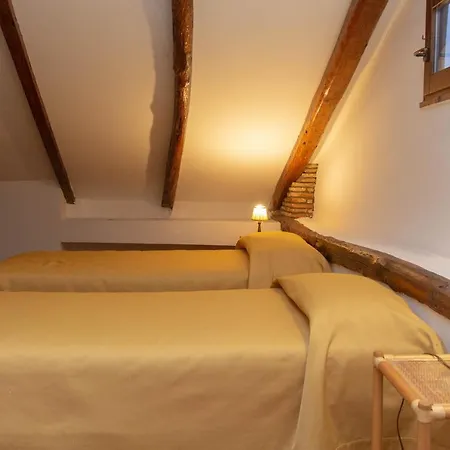 Donnaciccina Accomodation Guest house
