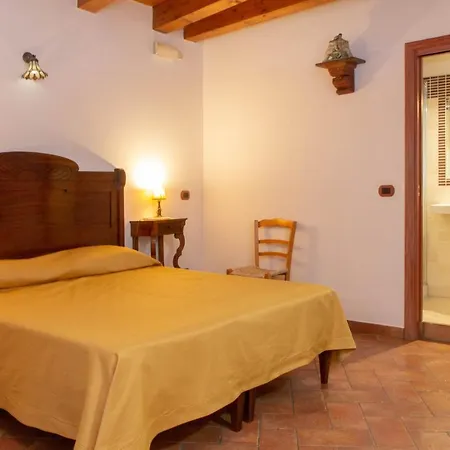 Guest house Donnaciccina Accomodation Tropea
