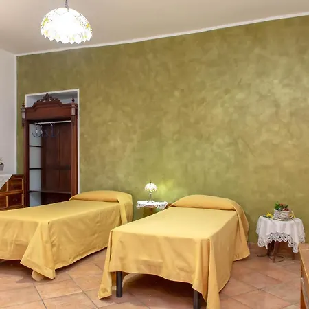 Donnaciccina Accomodation Guest house
