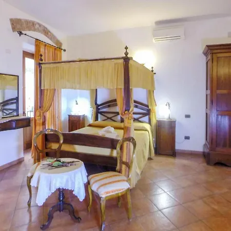 Guest house Donnaciccina Accomodation