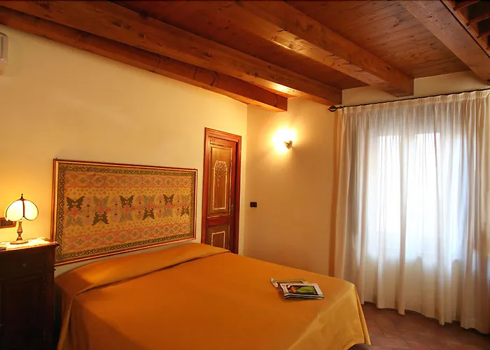 Donnaciccina Accomodation Guest house