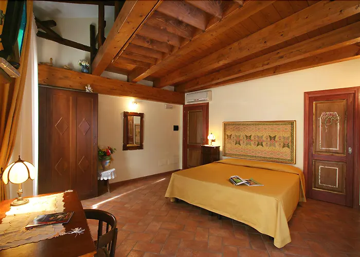 Guest house Donnaciccina Accomodation