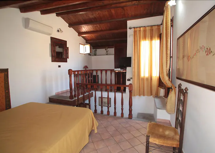 Donnaciccina Accomodation