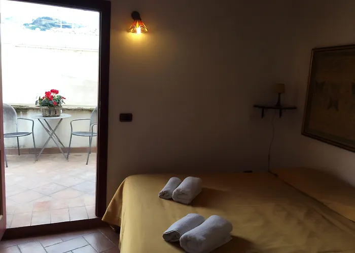 Donnaciccina Accomodation 4*