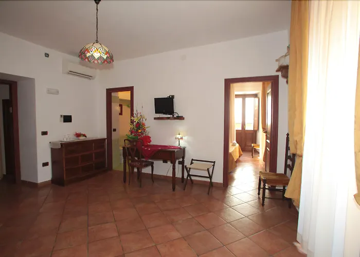 Guest house Donnaciccina Accomodation Tropea