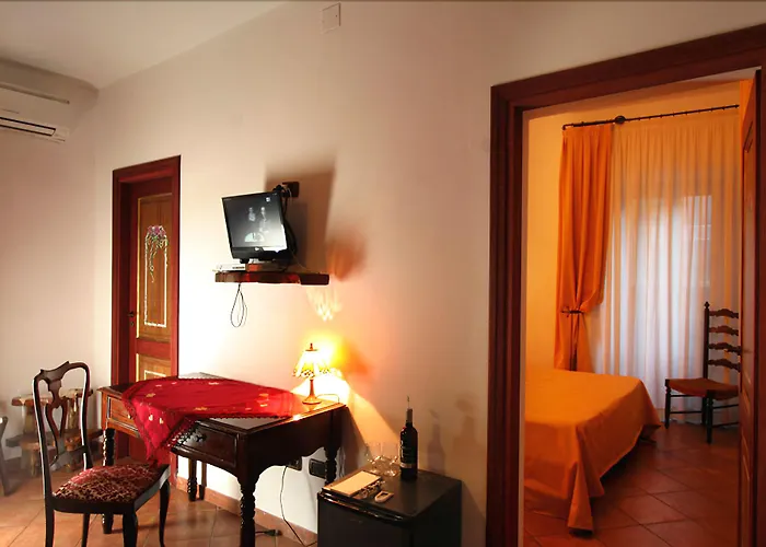 Donnaciccina Accomodation Tropea