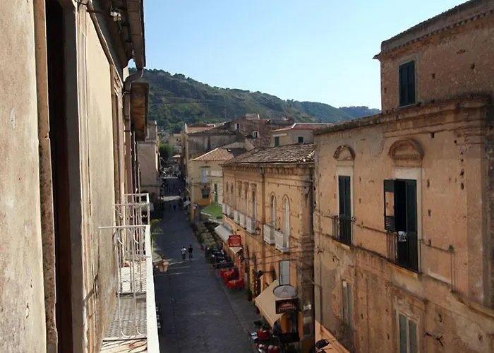 Donnaciccina Accomodation Guest house